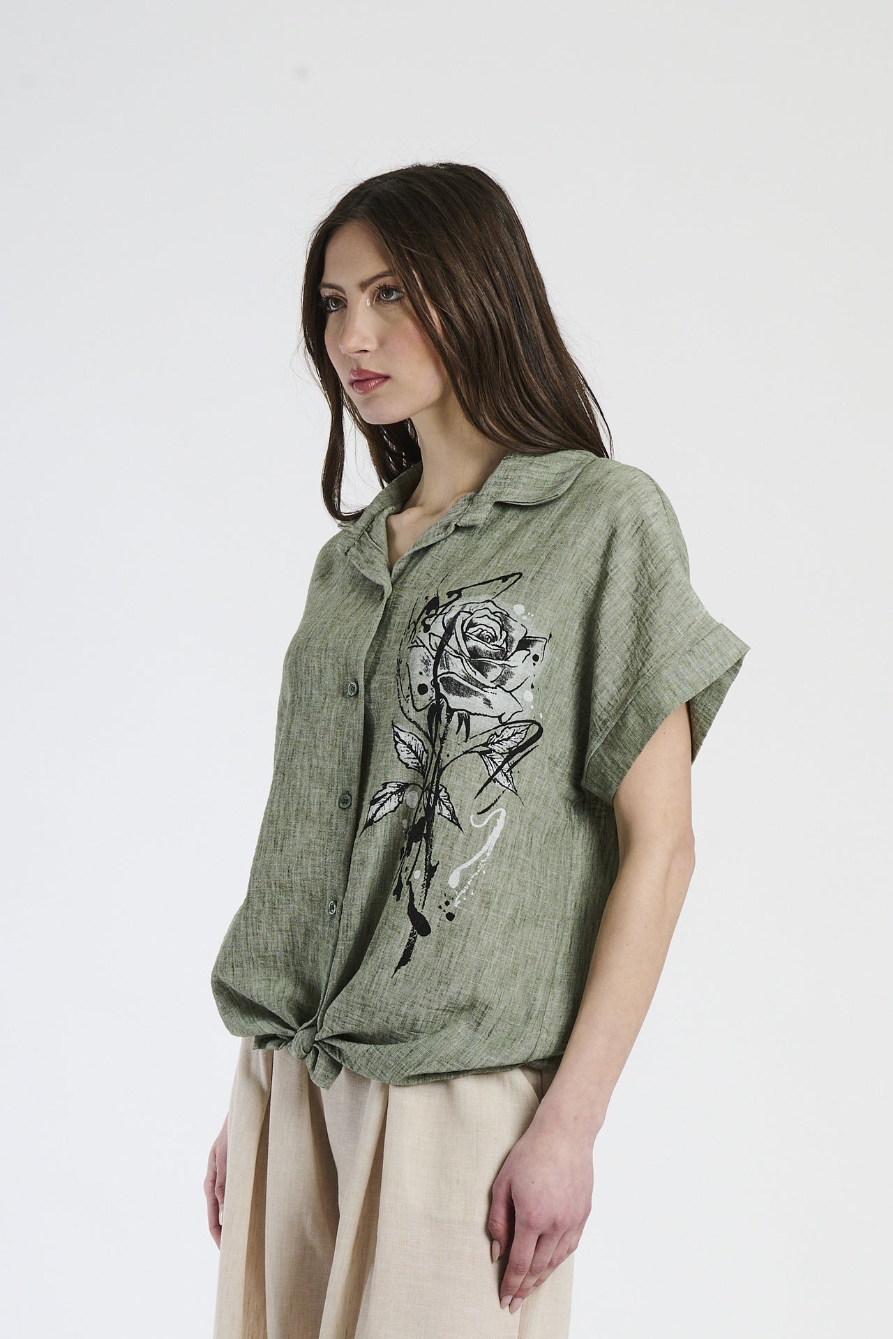 Flower knotted linen shirt