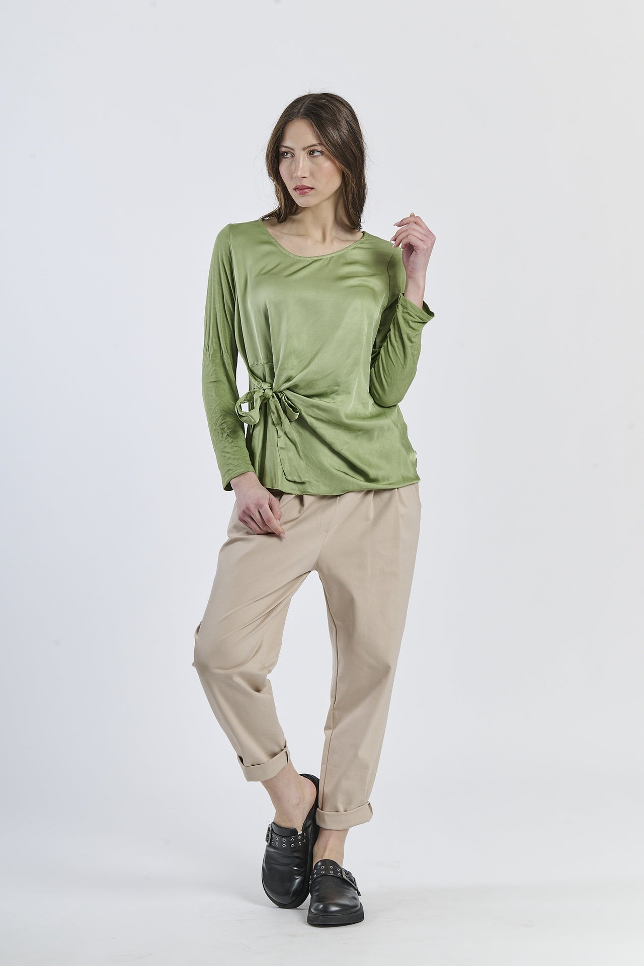 Mist Shadow Drape Ribbon Shirt