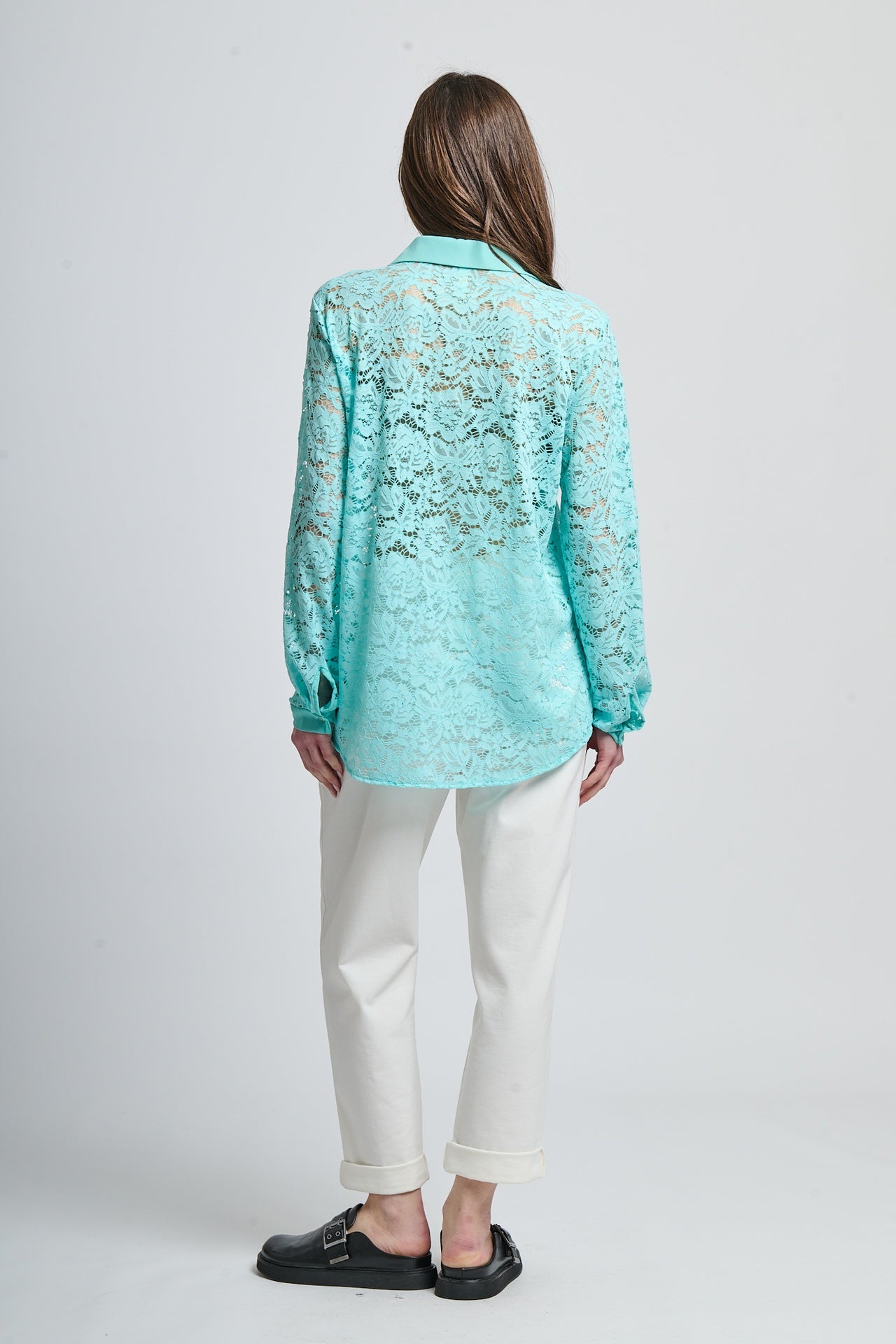 Retro pointy collar hollow shir