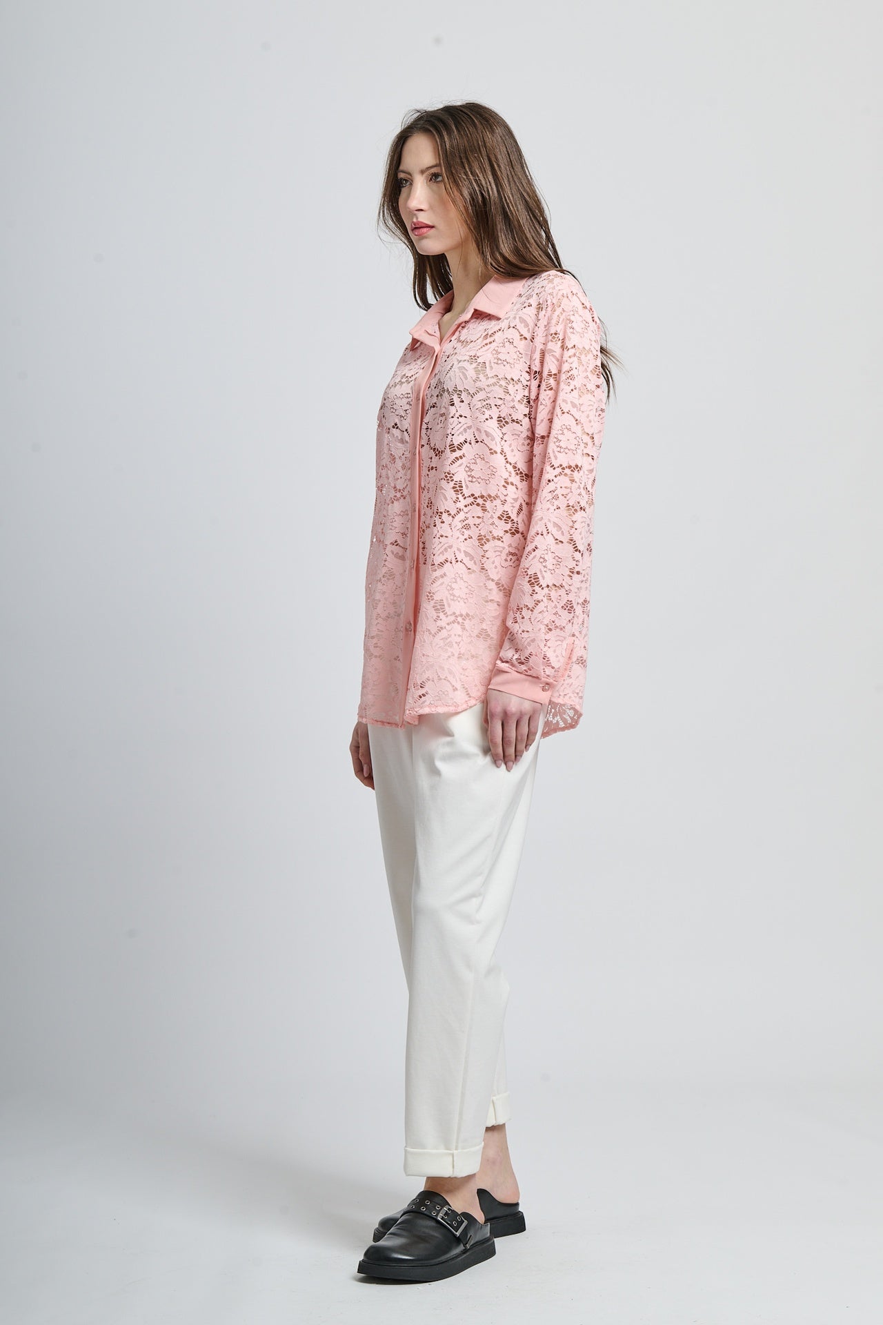 Retro pointy collar hollow shir