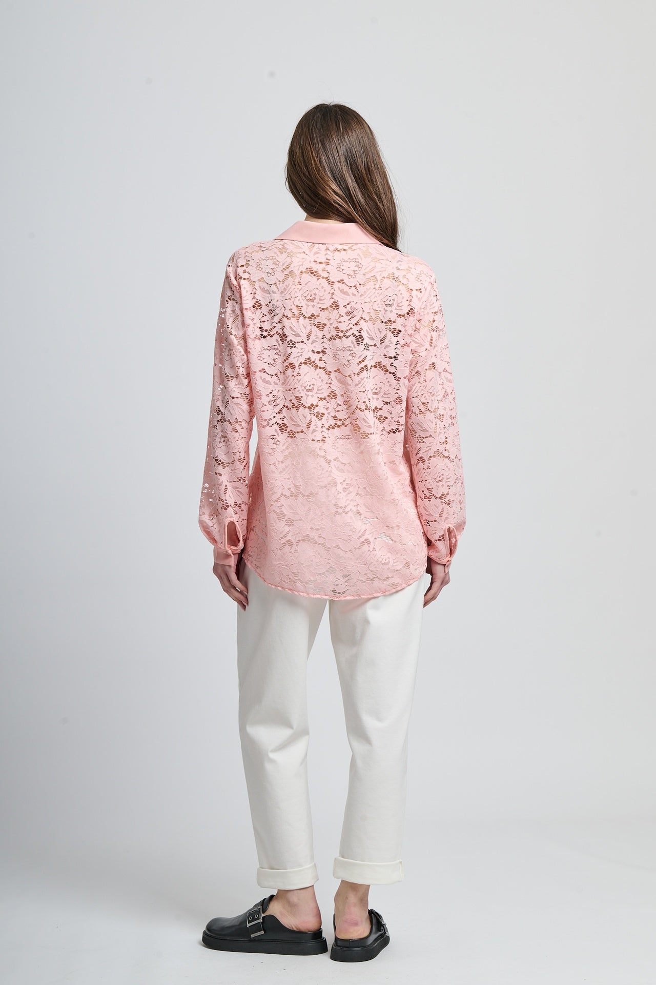 Retro pointy collar hollow shir