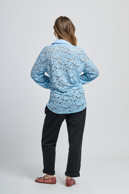 Retro pointy collar hollow shir